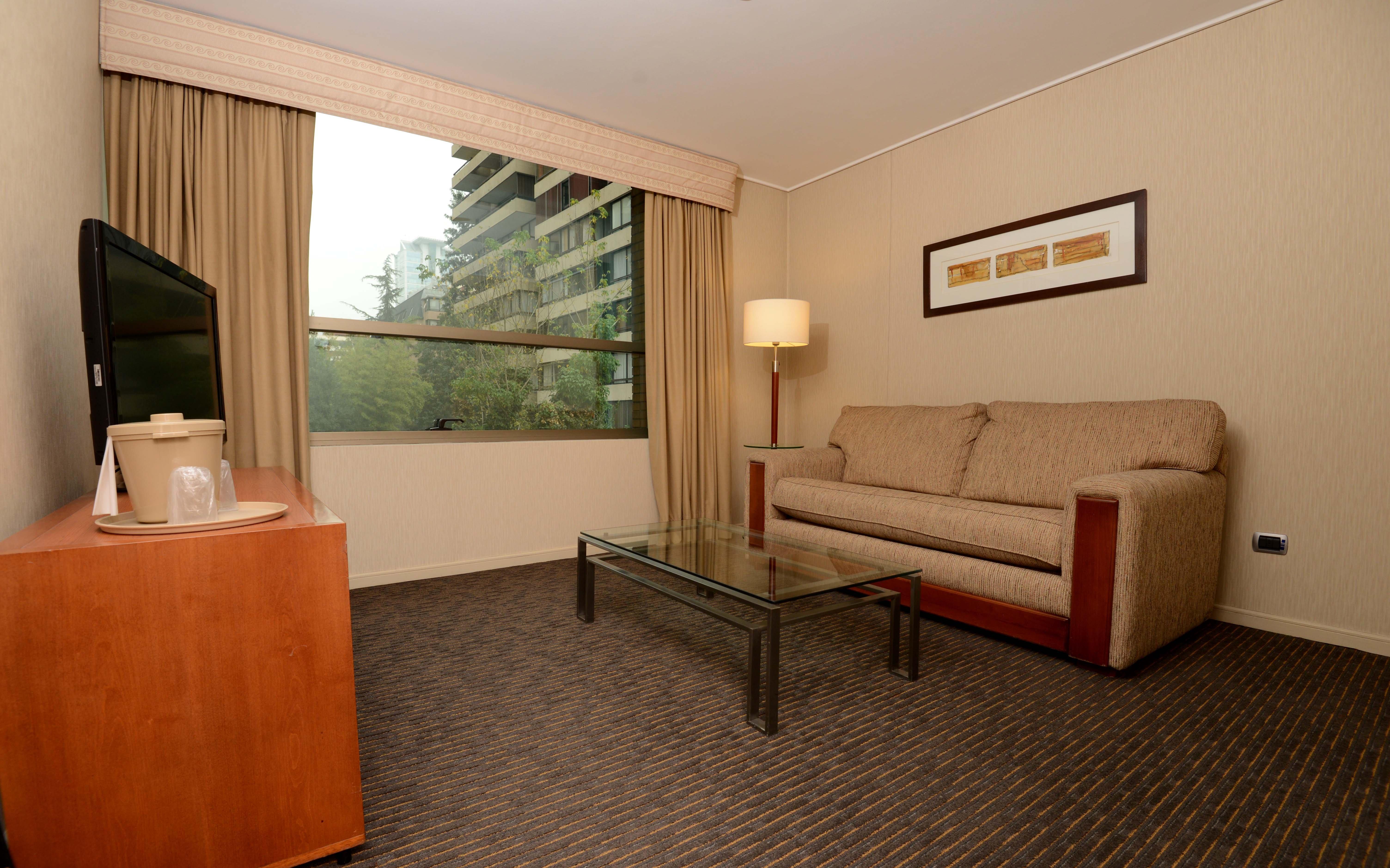 Holiday Inn Express Santiago Las Condes By Ihg Ngoại thất bức ảnh