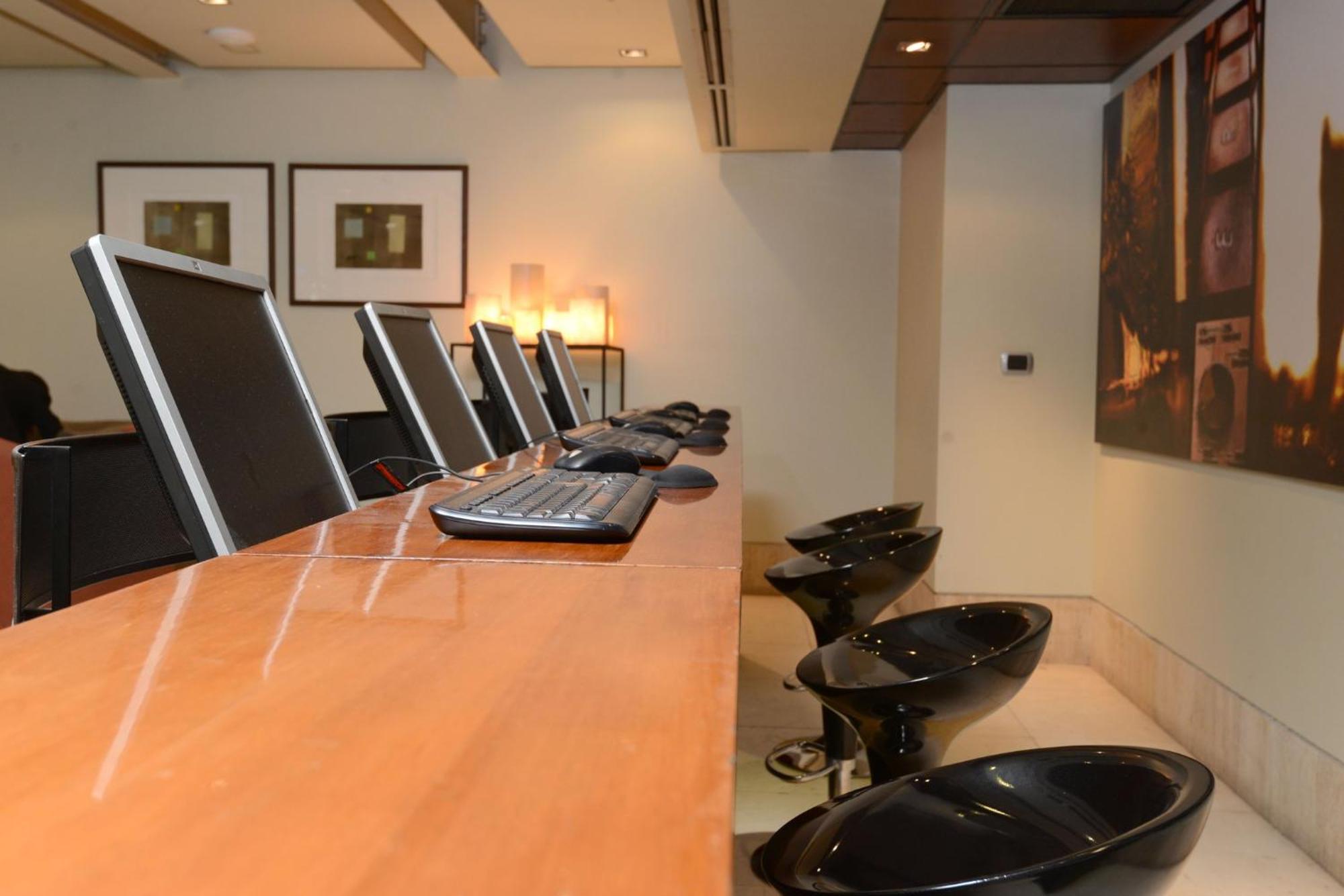 Holiday Inn Express Santiago Las Condes By Ihg Ngoại thất bức ảnh