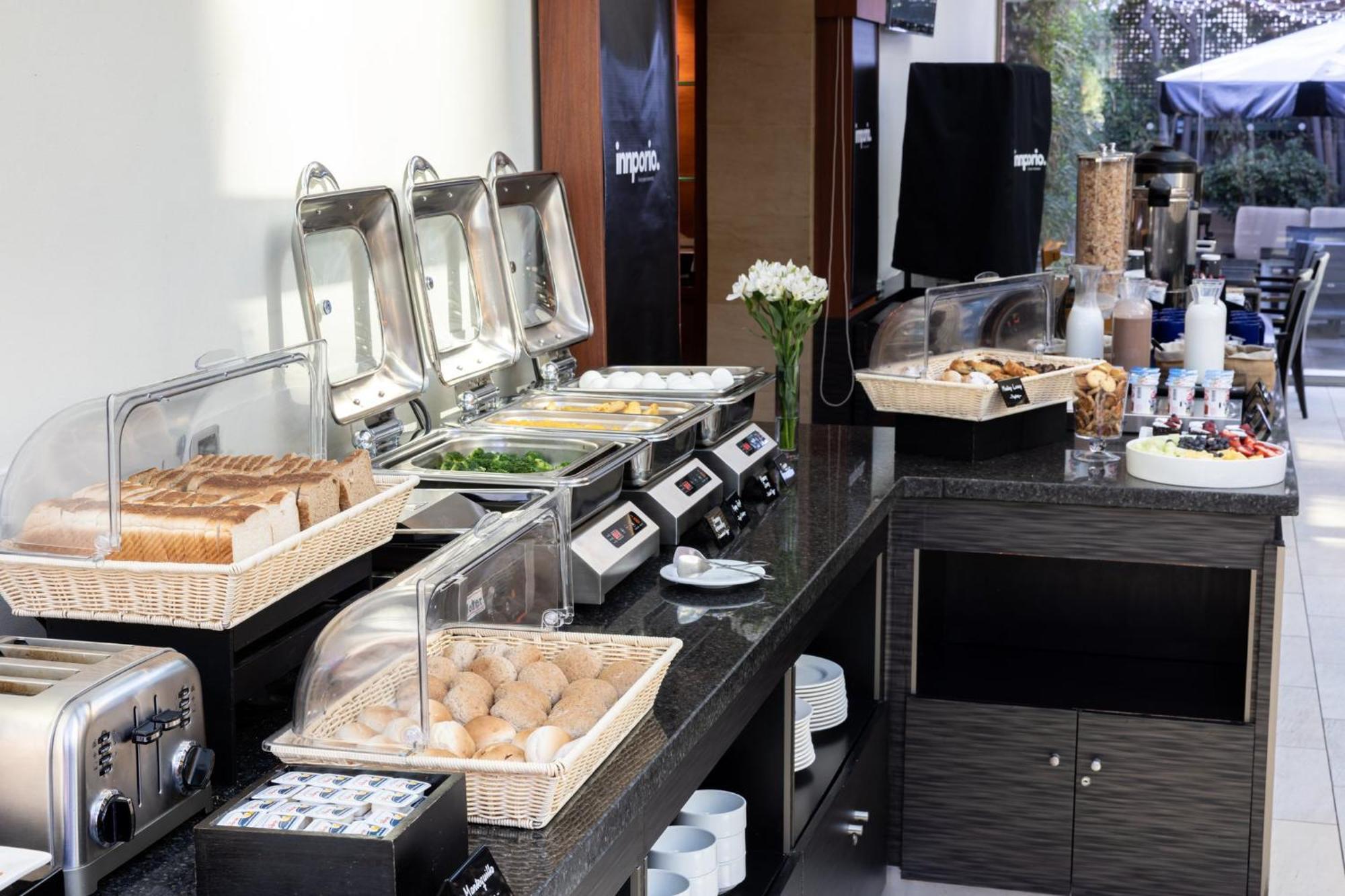 Holiday Inn Express Santiago Las Condes By Ihg Ngoại thất bức ảnh