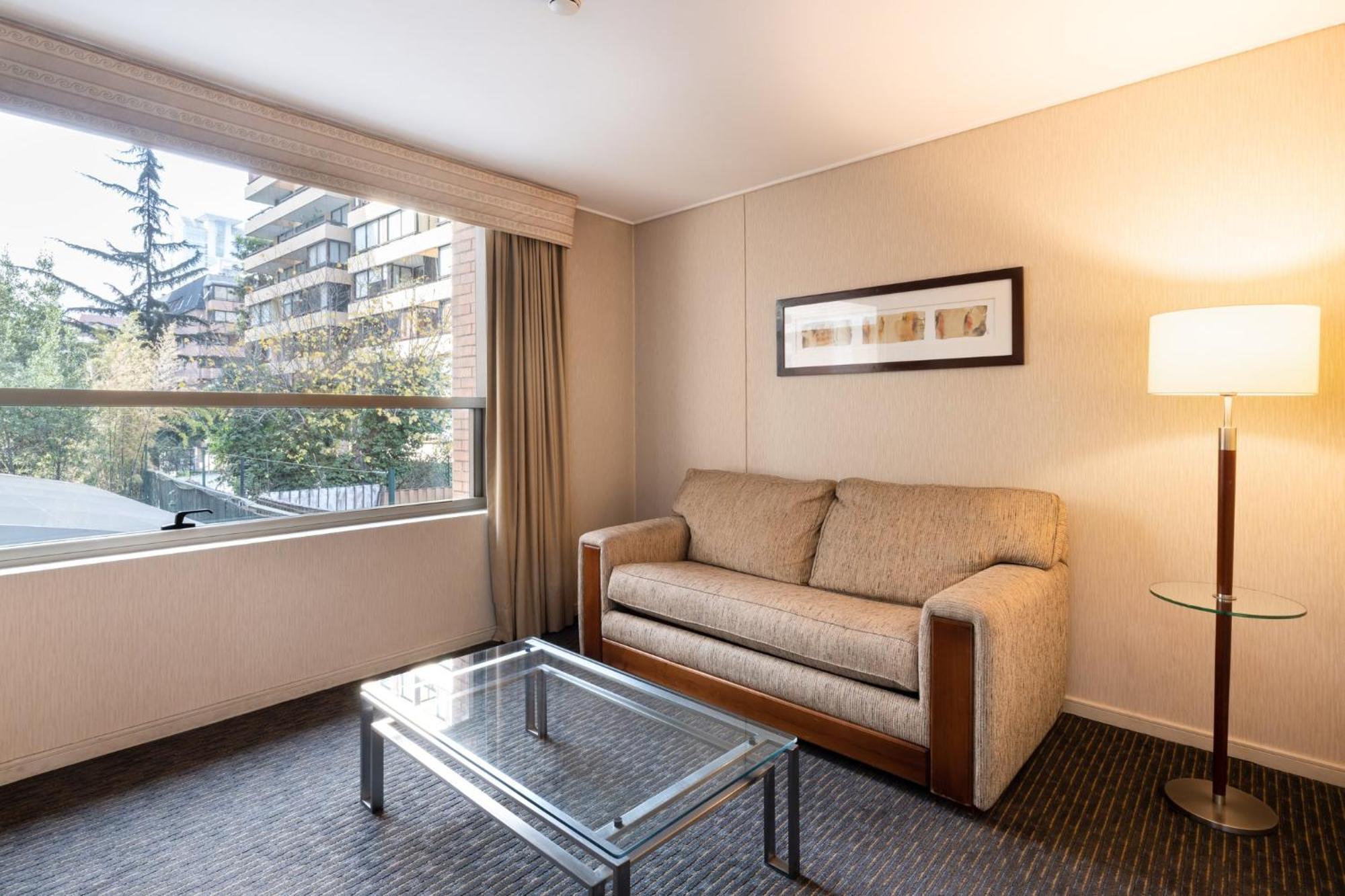 Holiday Inn Express Santiago Las Condes By Ihg Ngoại thất bức ảnh